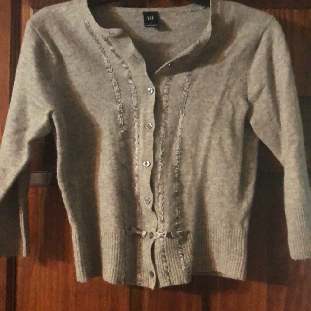 Gap button up 3/4 sleeve cardigan size L